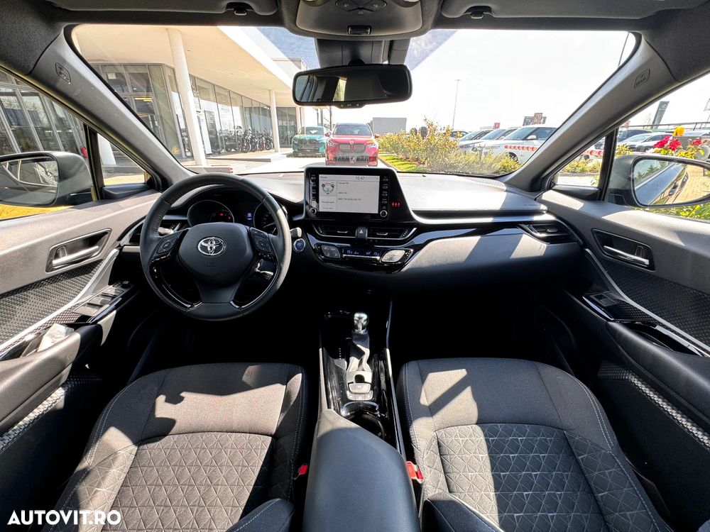 Toyota C-HR 1.8 HSD 122 CP 4x2 CVT Style - 24