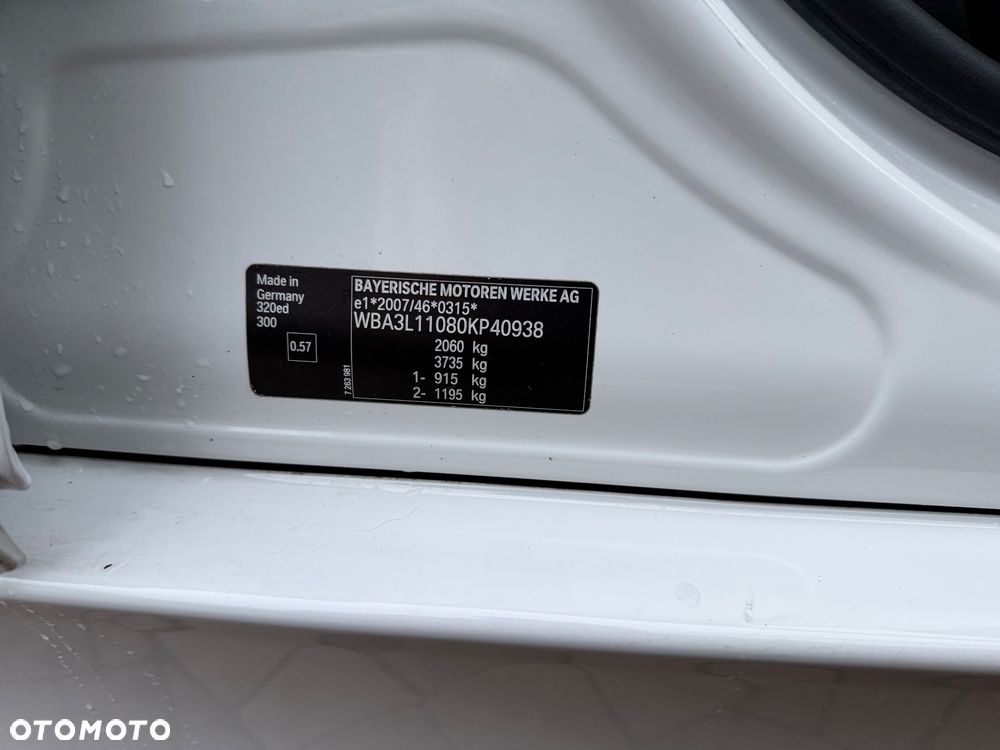 BMW Seria 3 320d Efficient Dynamics Edition - 39