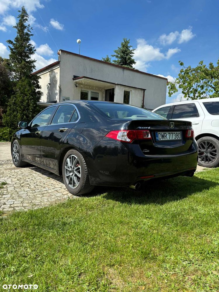 Honda Accord 2010 photo 3