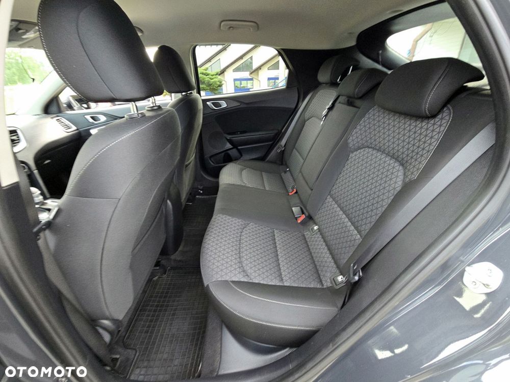 Kia XCeed - 20