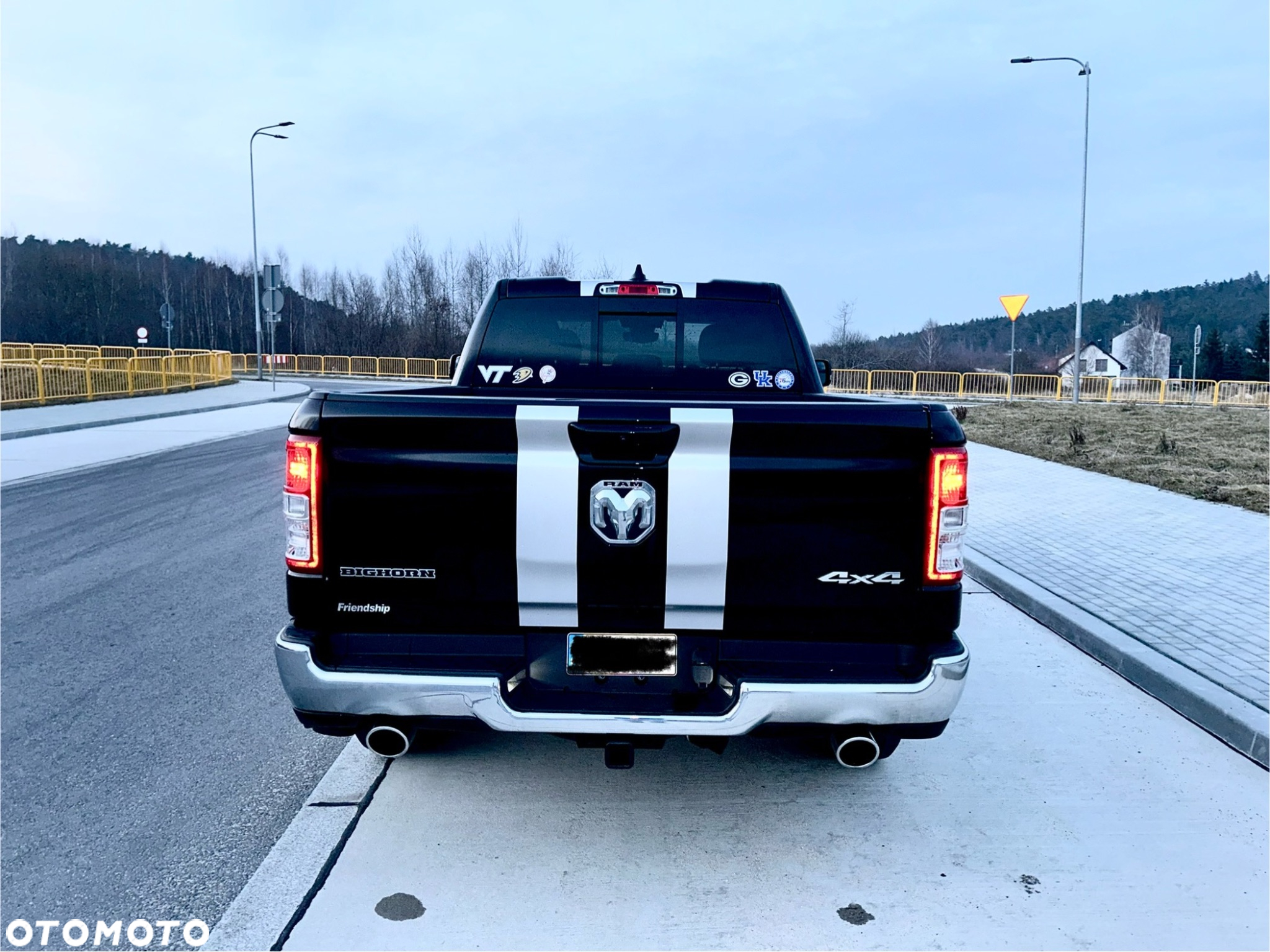 Dodge RAM 1500 5.7 4x4 - 4