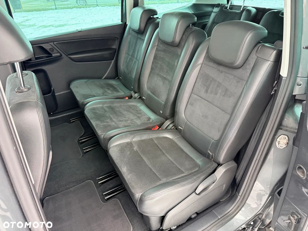 Volkswagen Sharan 2.0 TDI DSG Blue Motion Highline - 25