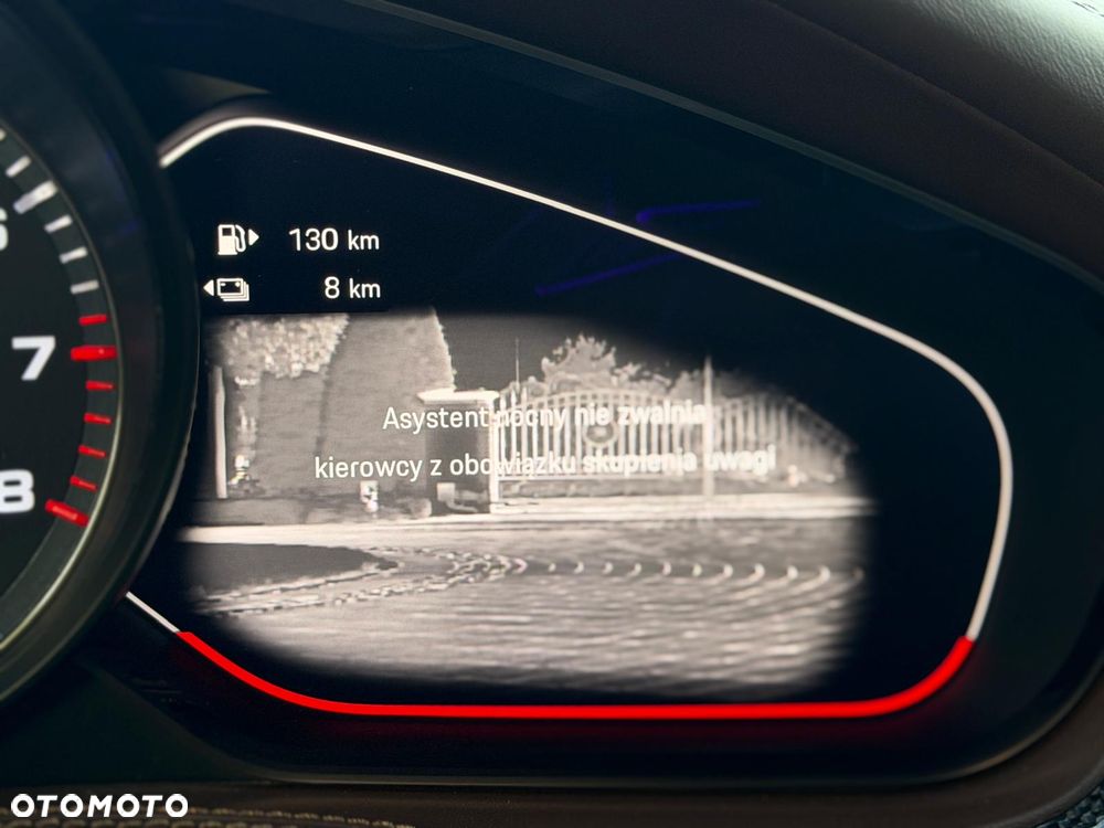 Porsche Panamera - 13