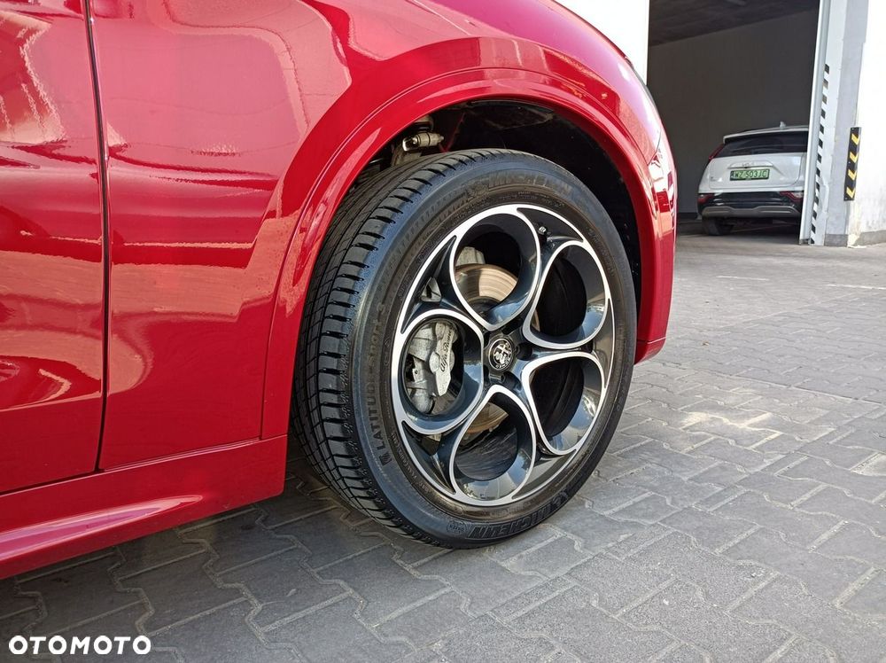 Alfa Romeo Stelvio - 38