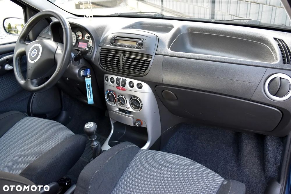 Fiat Punto 1.4 16V Sporting - 20