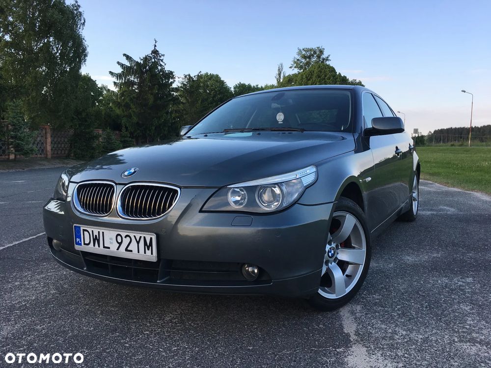 BMW Seria 5 523i - 16