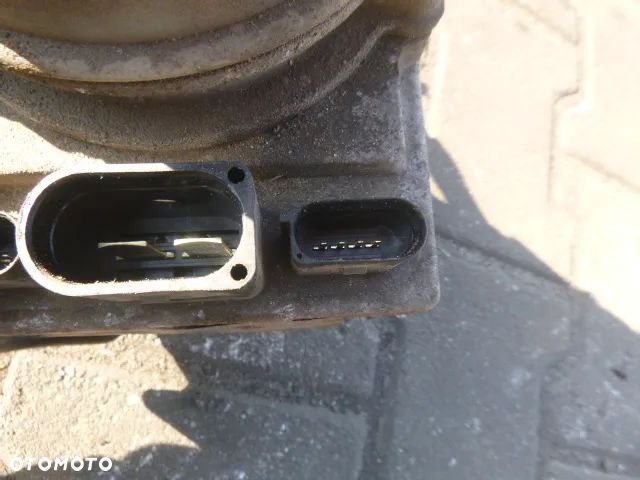 ELEKTRYCZNA POMPA WSPOMAGANIA KOYO POLO 9N FABIA I IBIZA III CORDOBA II - 28