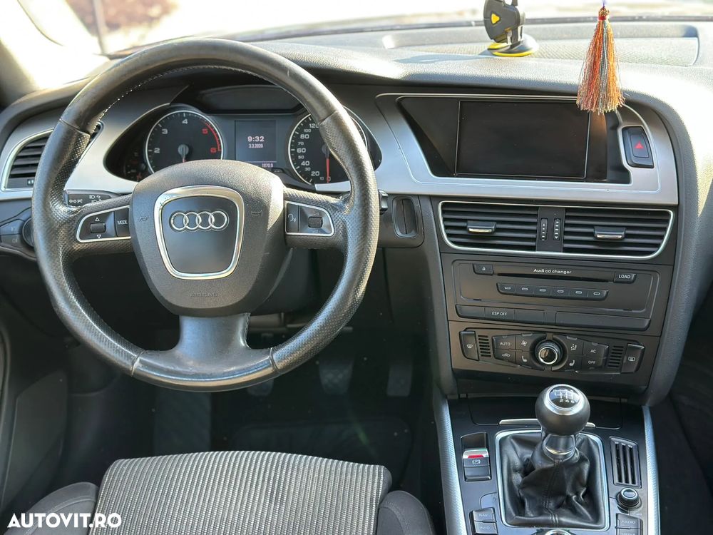 Audi A4 2.0 TDI B8 - 18