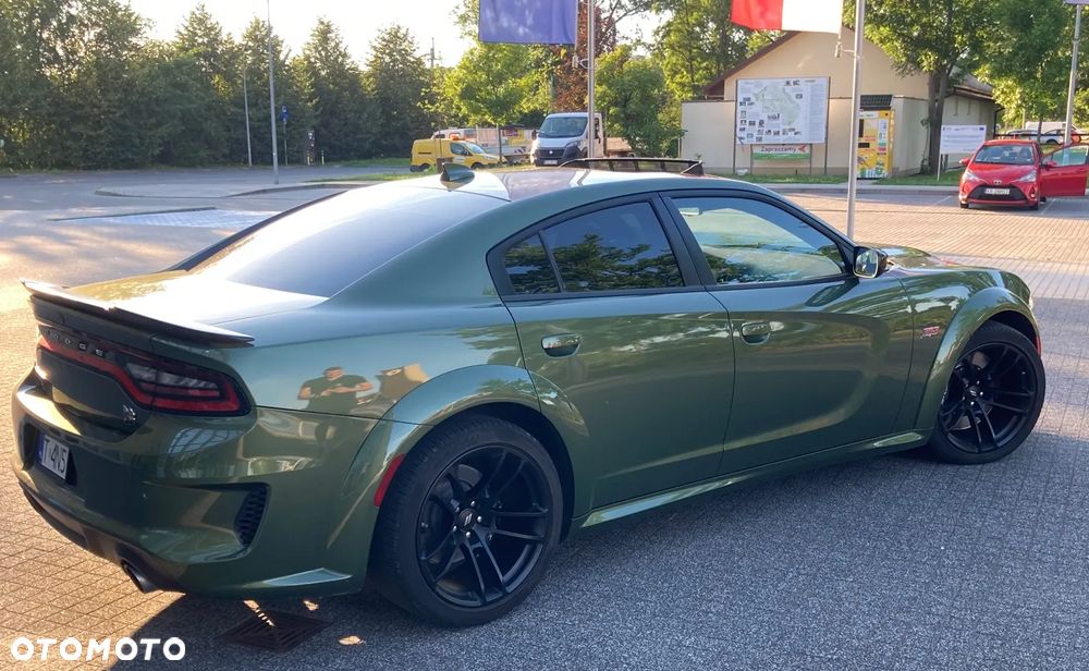 Dodge Charger 6.4 Scat Pack Widebody - 10