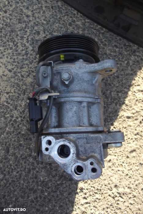 Compresor clima BMW F30 motor 2.0  compresor clima F31 - 2