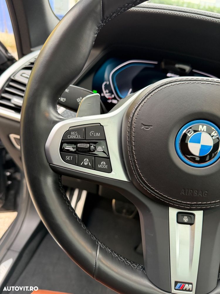 BMW X5 xDrive45e - 16