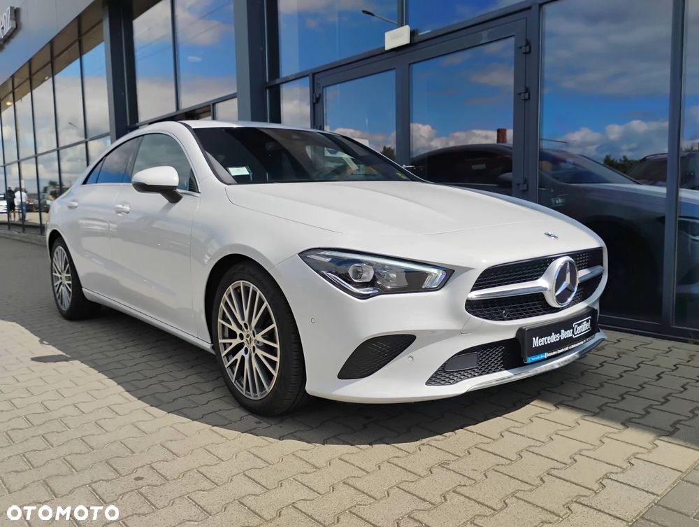 Mercedes-Benz CLA 180 Progressive 7G-DCT - 22