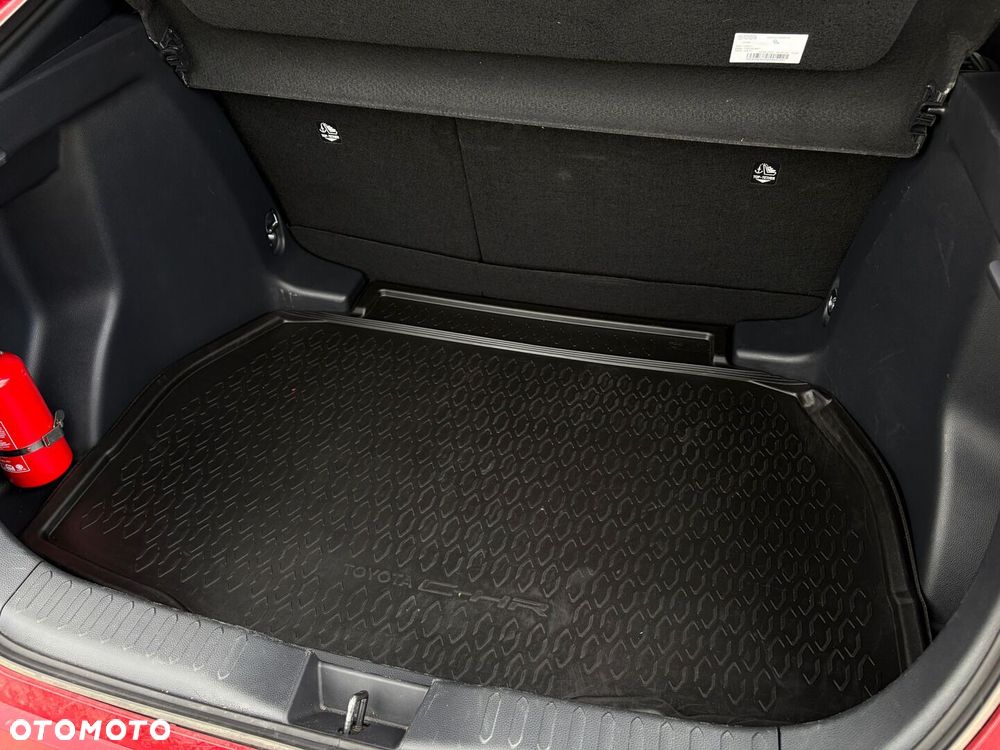 Toyota C-HR 1.8 Hybrid Executive - 27
