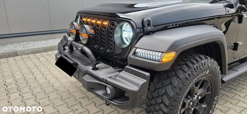 Jeep Wrangler - 10