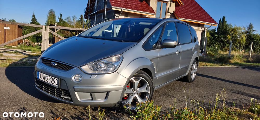 Ford S-Max 2.0 TDCi DPF Titanium - 1