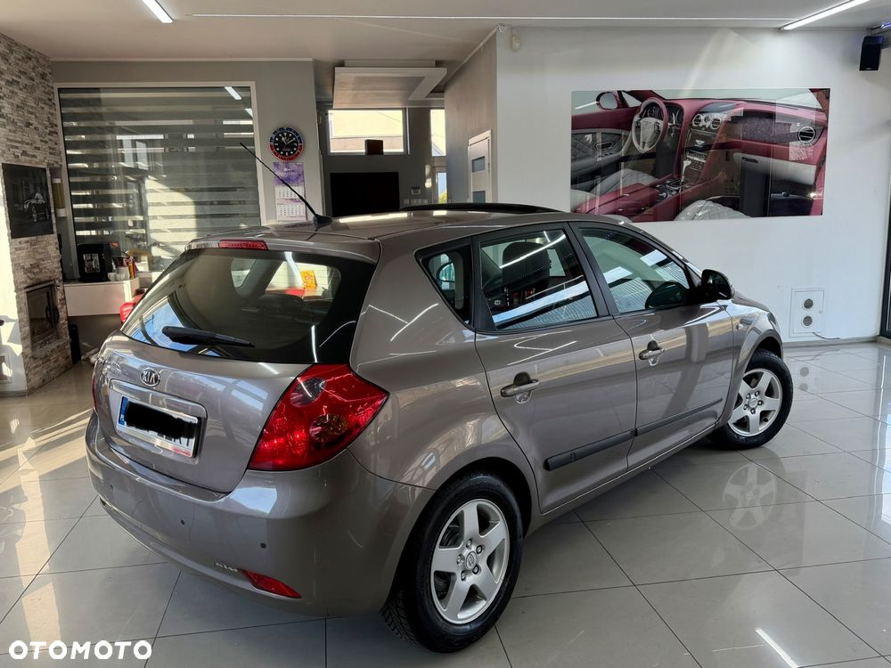 Kia Ceed 1.6 CVVT EX - 4