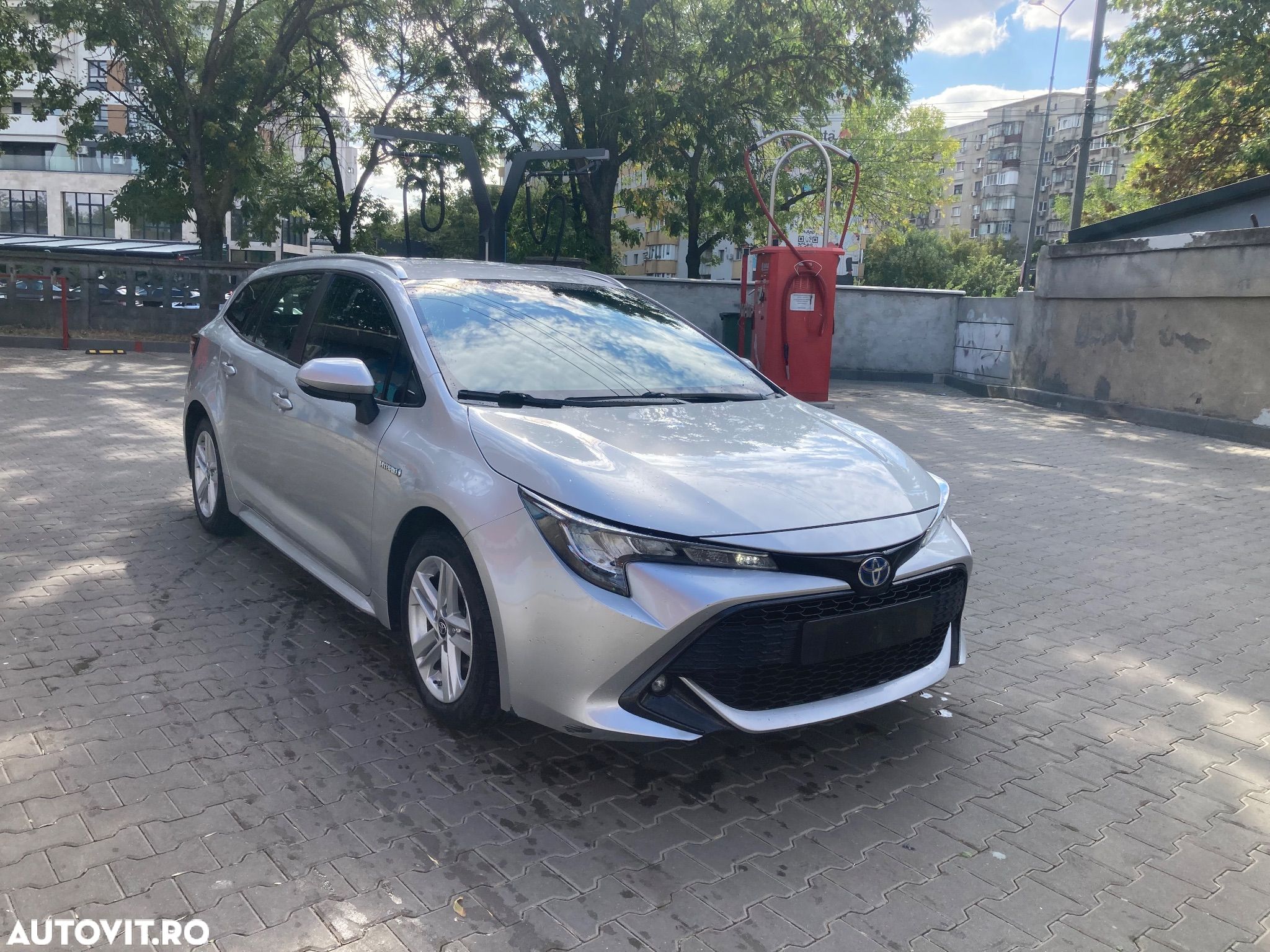 Toyota Corolla 1.8 HSD Business - 1
