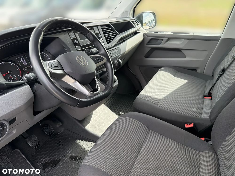 Volkswagen Transporter - 11