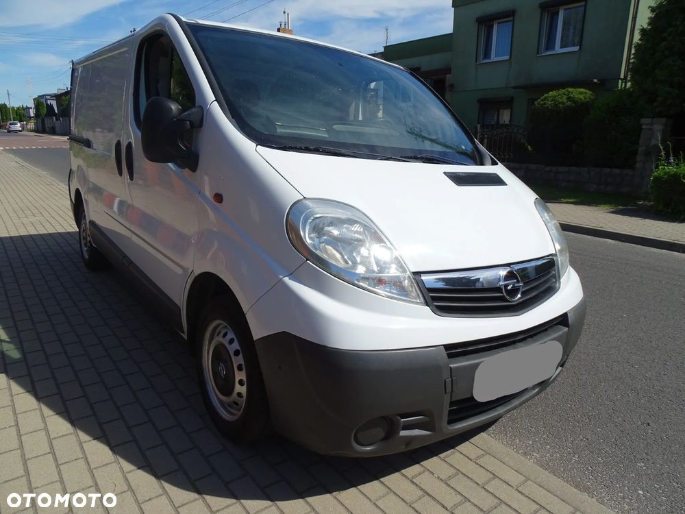 Opel Vivaro 2,0 DTI -90 KONI ,Klimatyzacja ,L1 H1 ,HAK, Zarejestrowany ,Paka długa 2,40m - 15