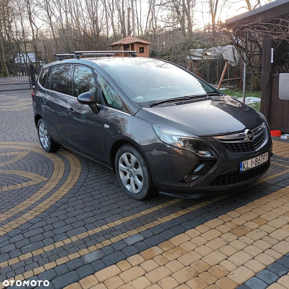 Opel Zafira - 9