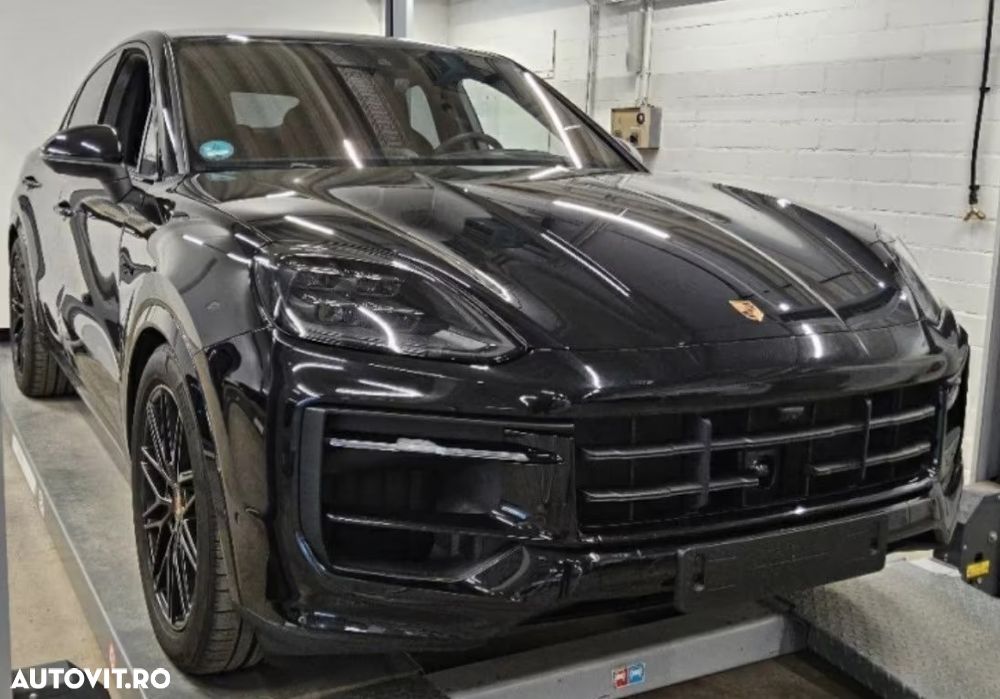 Porsche Cayenne Coupe E-Hybrid Tiptronic S - 2