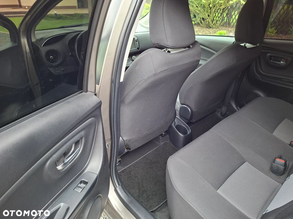 Toyota Yaris 1.5 Selection - 11