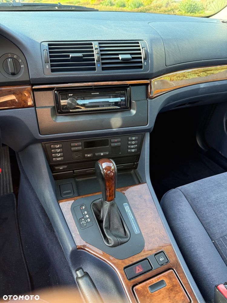 BMW Seria 5 - 11