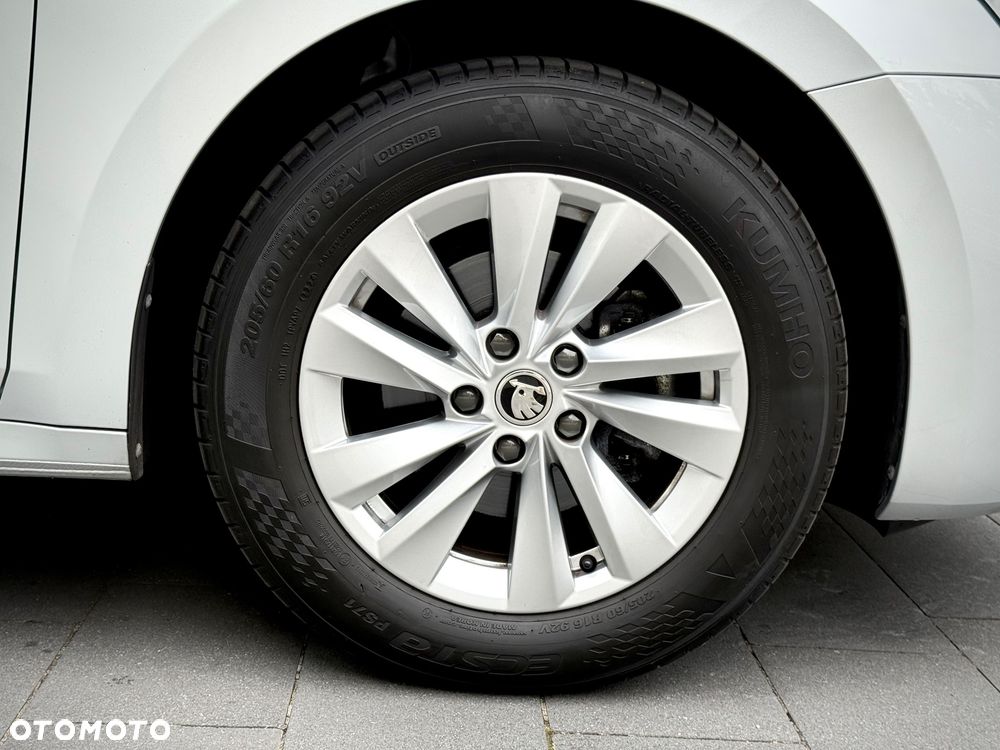 Skoda Octavia - 17