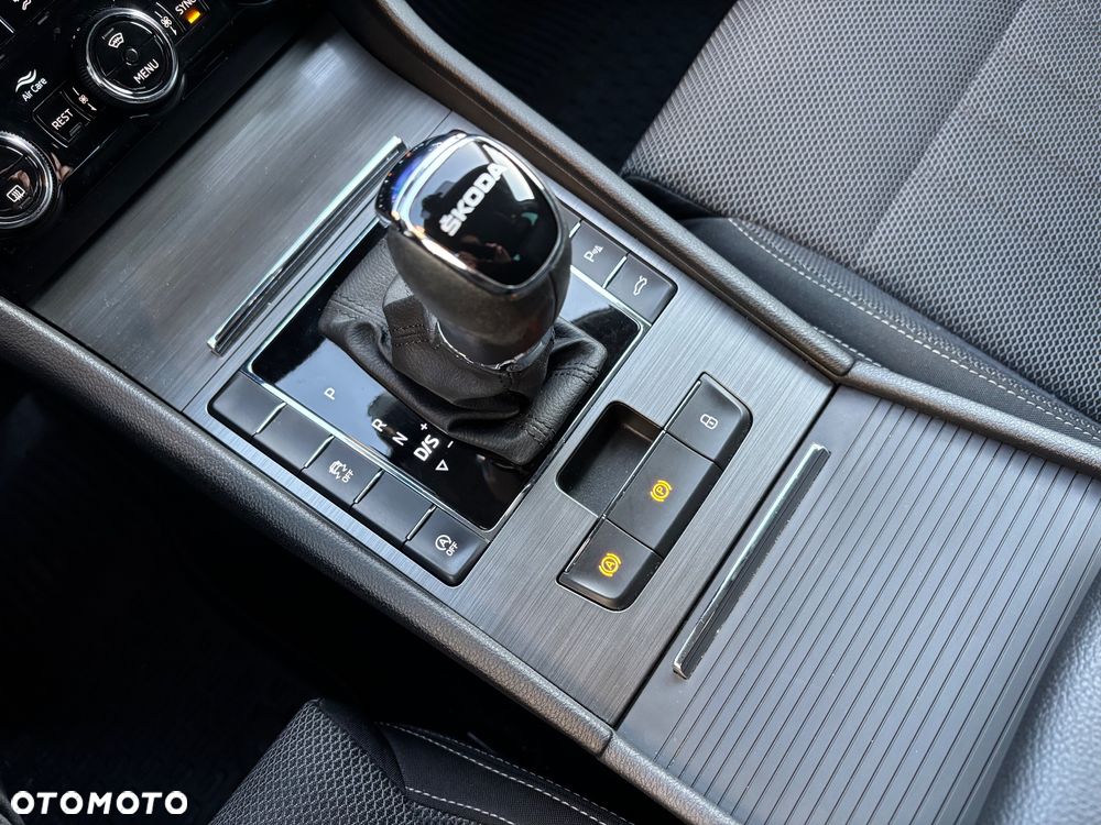 Skoda Superb - 32