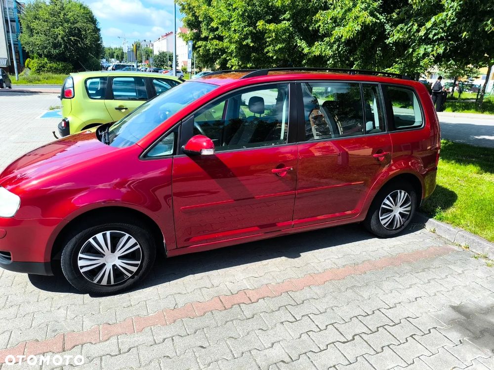 Volkswagen Touran - 2