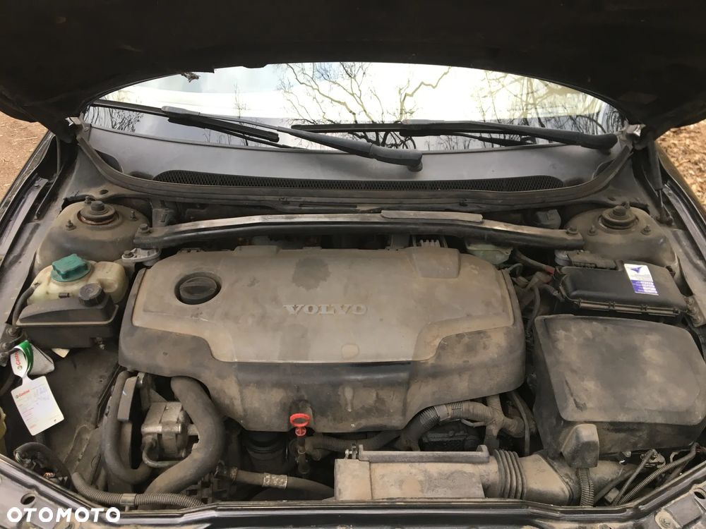Volvo V70 D5 Momentum - 23