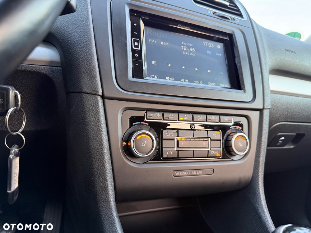 Volkswagen Golf 1.4 TSI Highline - 37