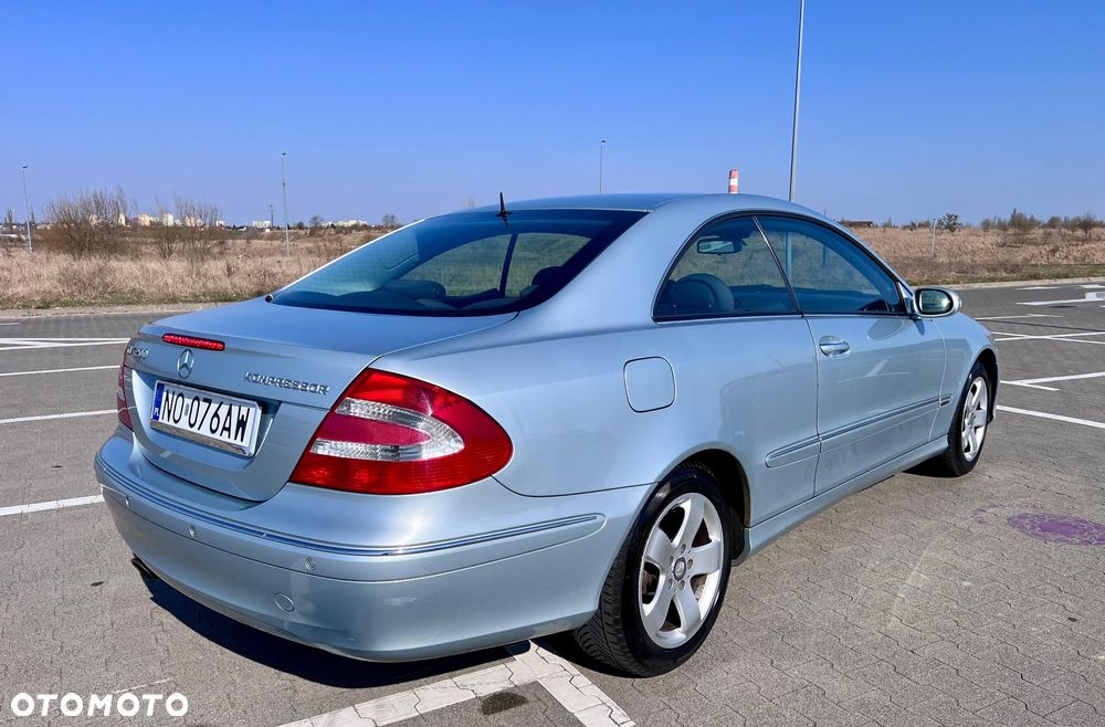 Mercedes-Benz CLK - 17
