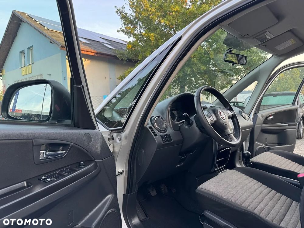 Fiat Sedici 1.6 16V 4x4 Emotion - 19