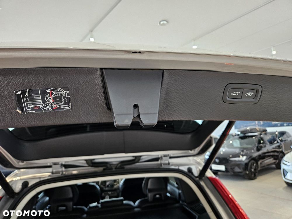 Volvo XC 90 - 30