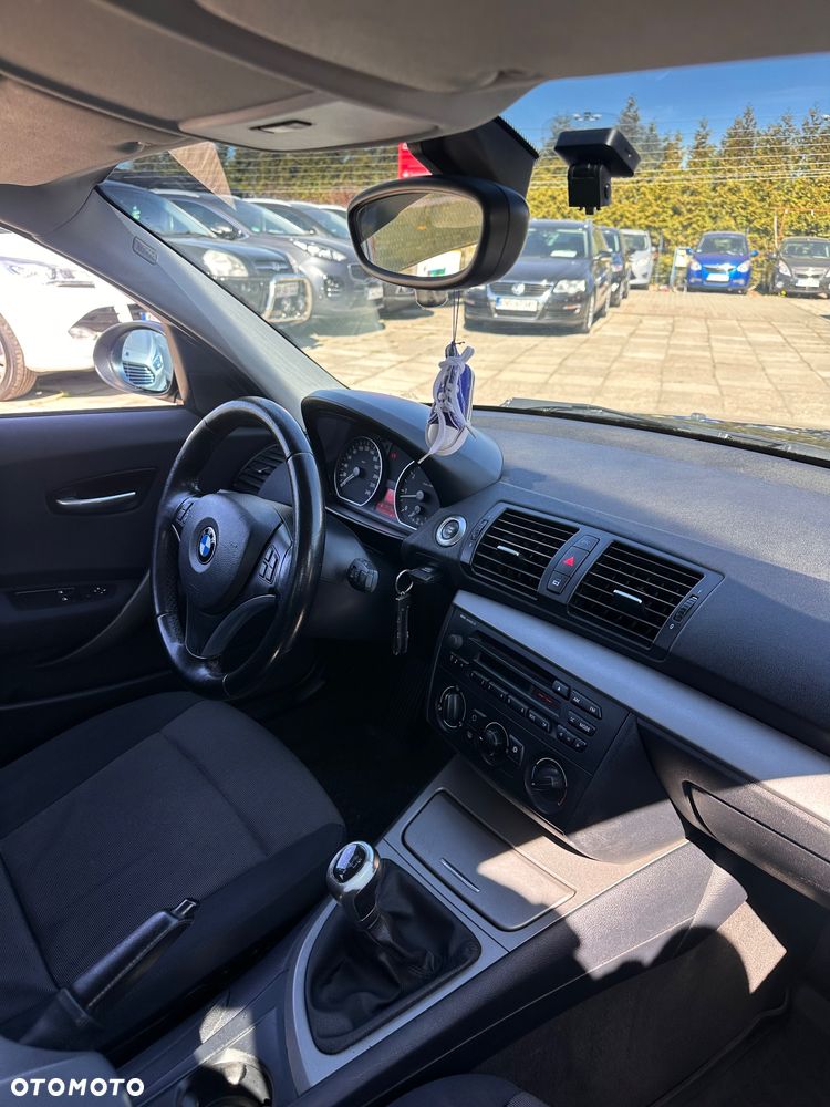 BMW Seria 1 116i - 18