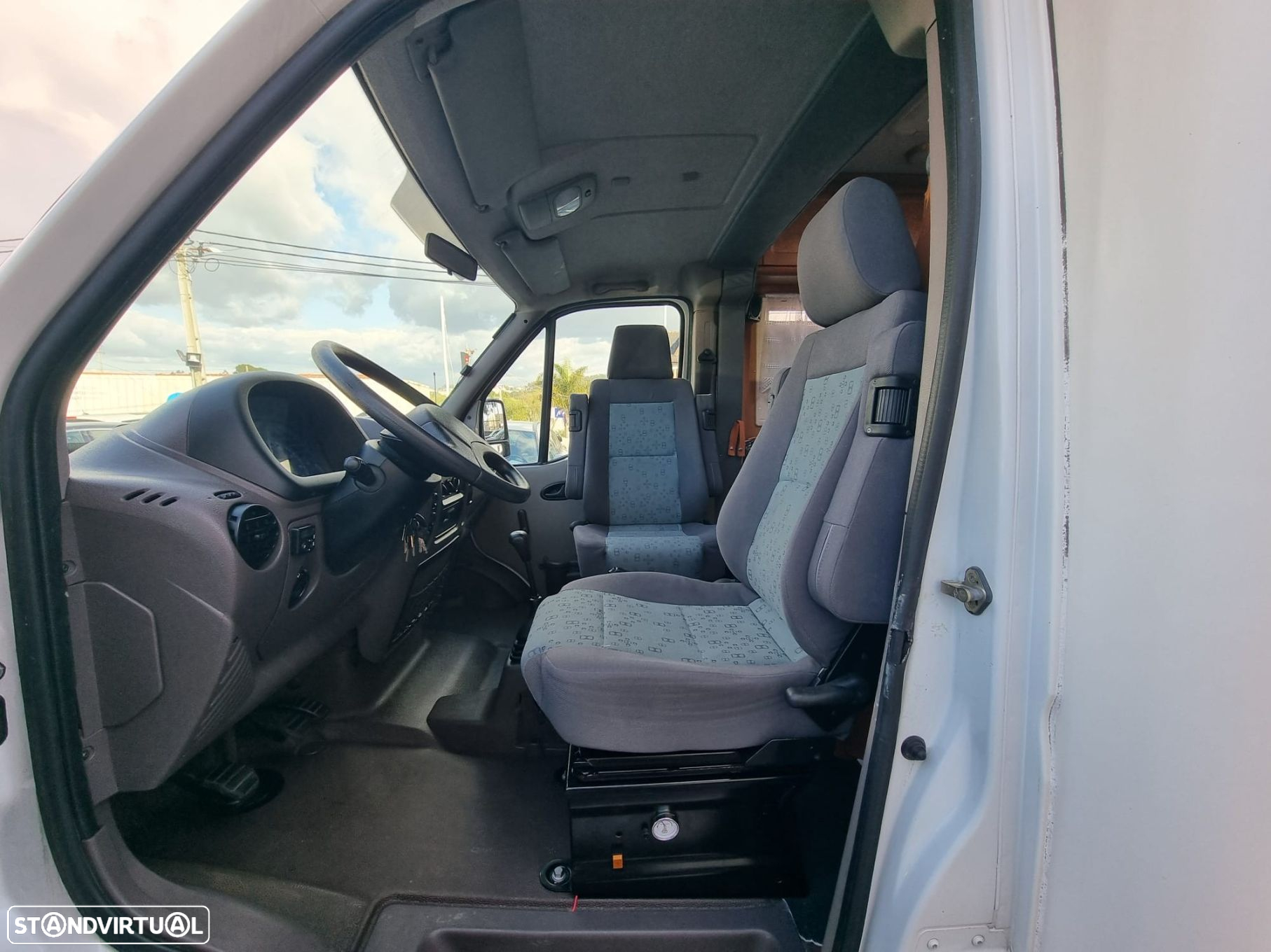 Renault Master 2.8 dTi L3 H1 3.5T CD - 10