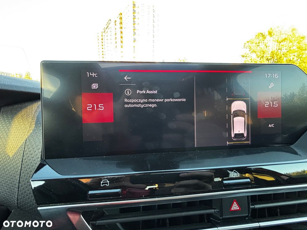 Citroën C4 PureTech 130 Stop&Start EAT8 SHINE - 17