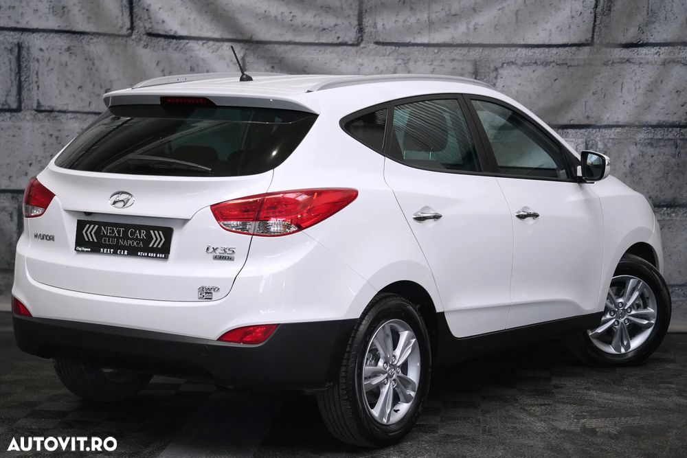 Hyundai ix35 2.0 CRDI 4WD Automatik Premium - 4