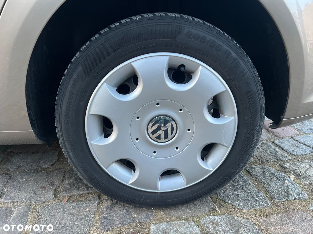 Volkswagen Touran 1.6 TDI DPF BlueMotion Technology Comfortline - 38