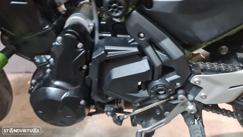 Kawasaki Z ER650K - 13