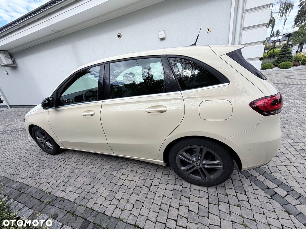 Mercedes-Benz Klasa B 180 d 7G-DCT - 5