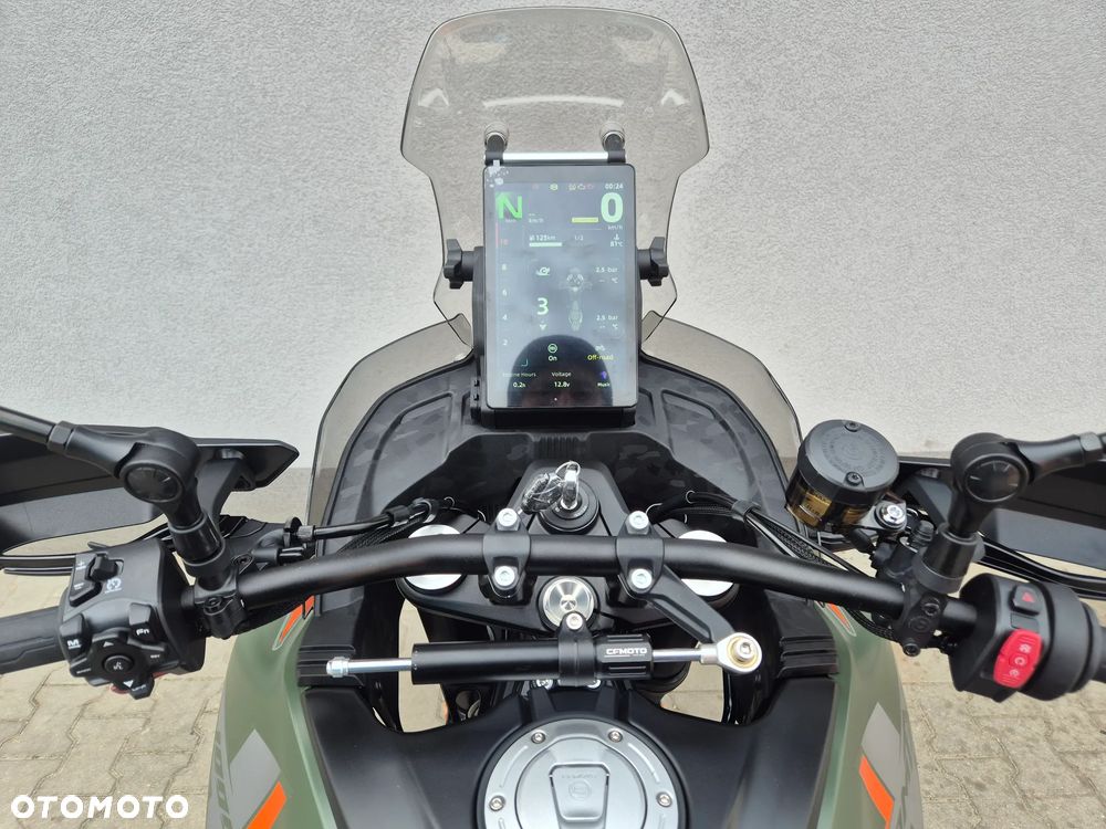 CFMoto 1000 MT-X - 24