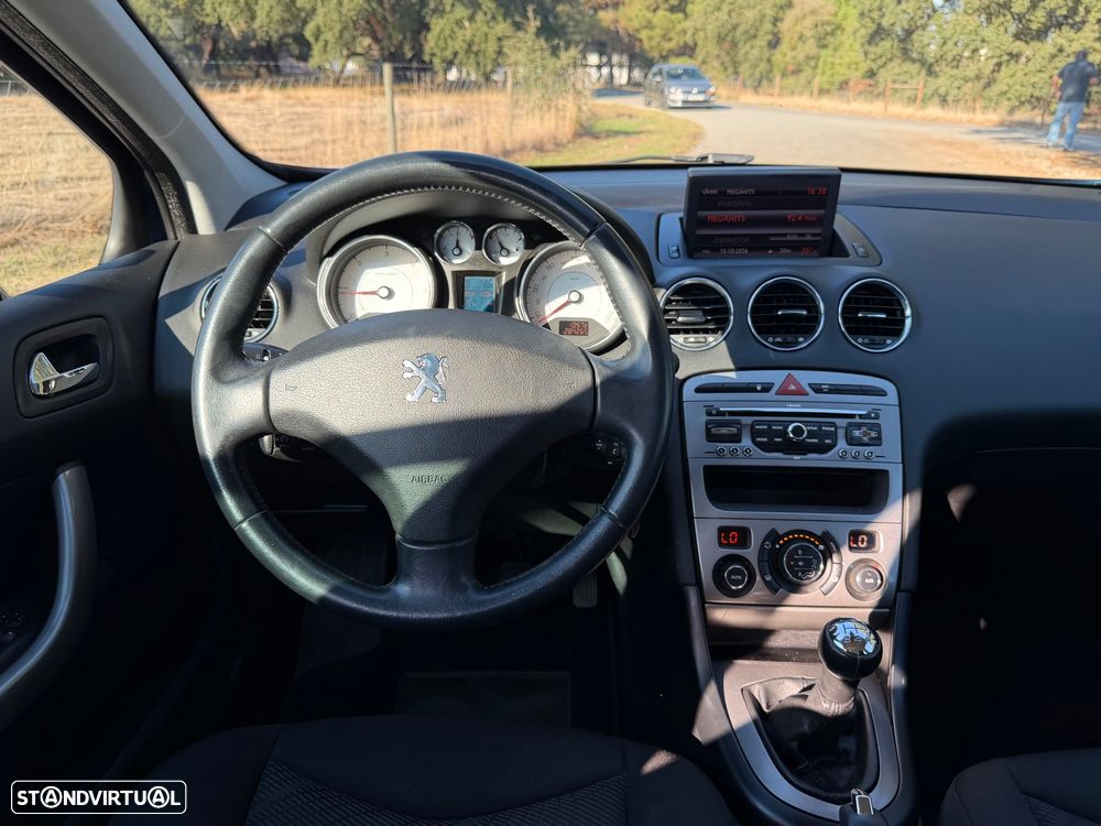 Peugeot 308 SW 1.6 HDi Allure - 16