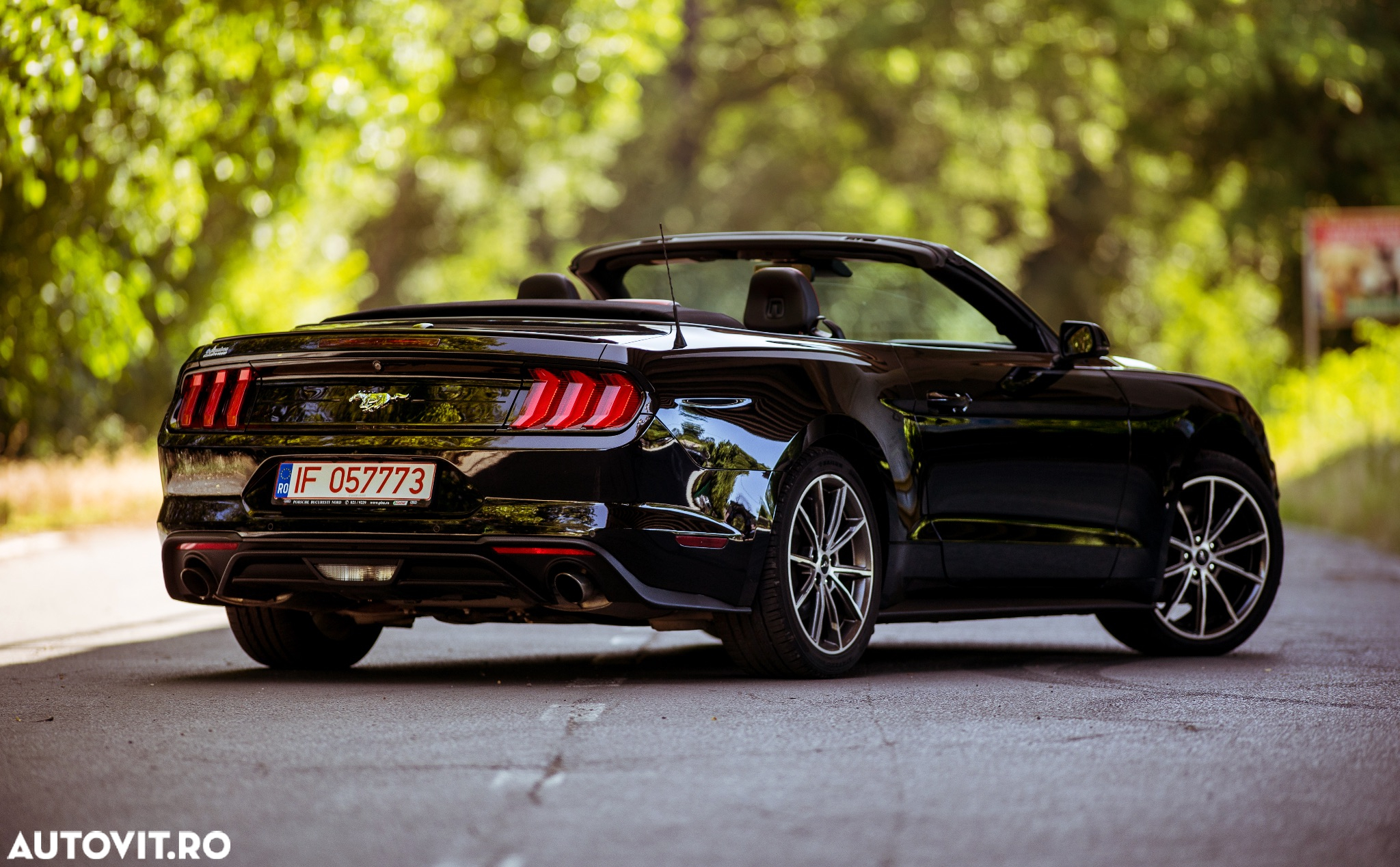 Ford Mustang Cabrio 2.3 Eco Boost - 4