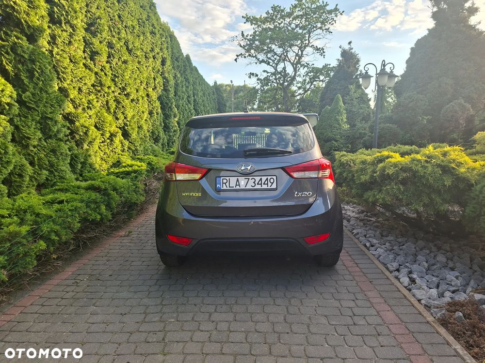 Hyundai ix20 1.4 blue Trend - 13