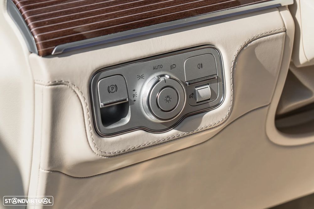 Mercedes-Benz GLS 600 Maybach 4Matic - 21