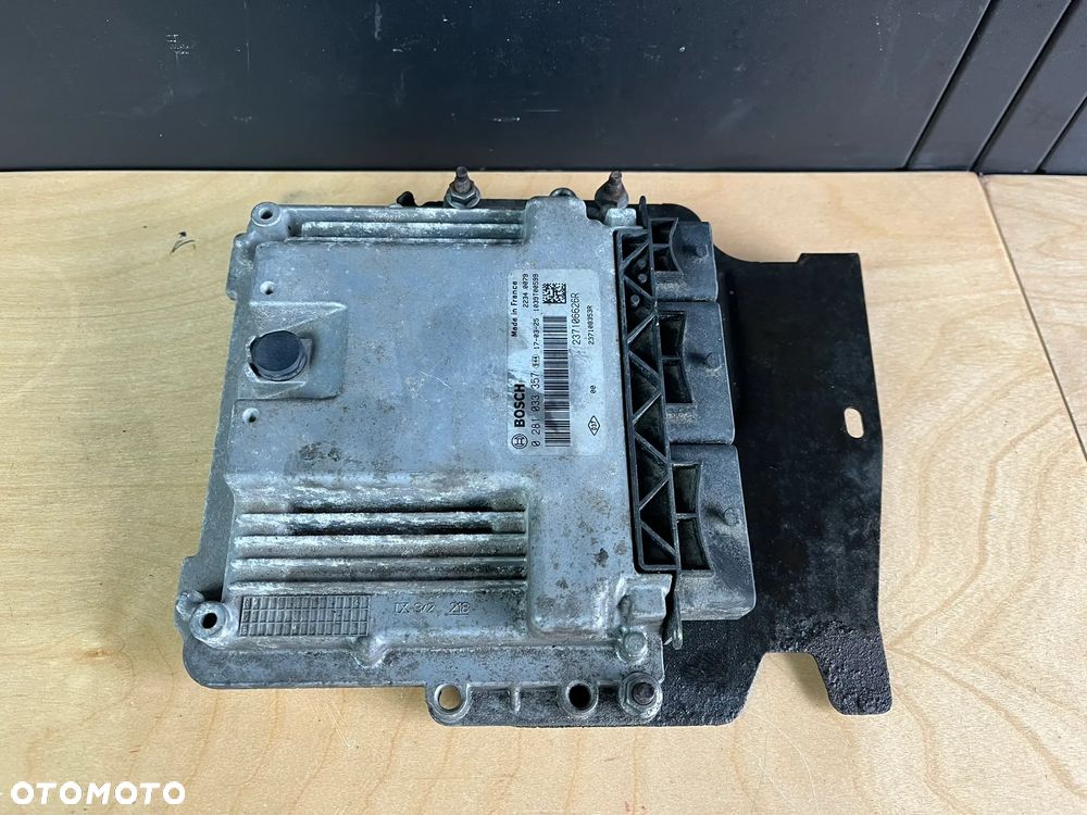 RENAULT TRAFIC III KOMPUTER STEROWNIK 237106626R - 1