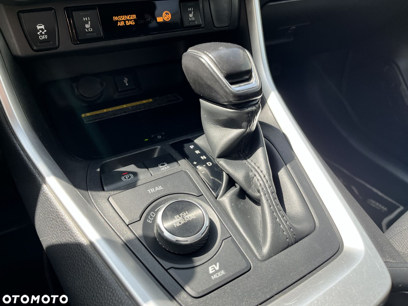 Toyota RAV4 - 19