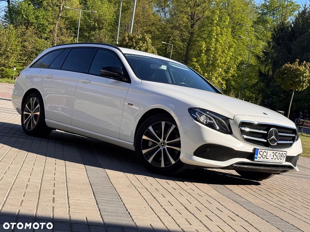 Mercedes-Benz Klasa E 300 de 9G-TRONIC Exclusive - 9
